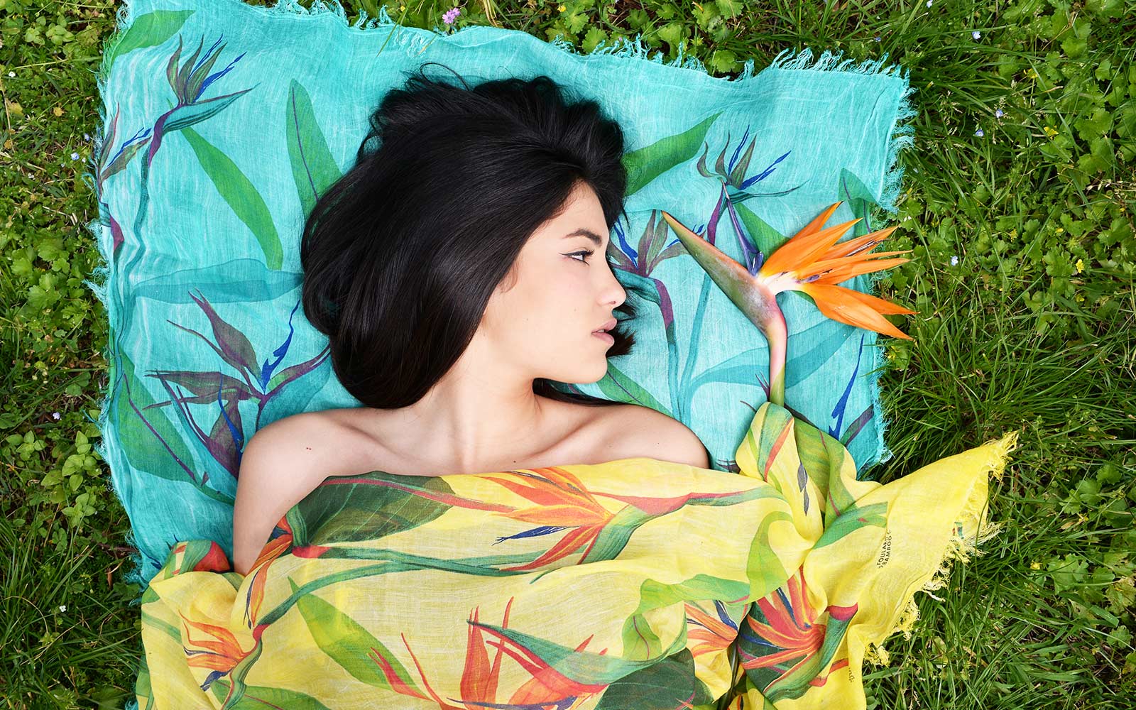 La primavera Innbamboo si accende con De Chirico: il nuovo emozionante decoro della linea Foulard Bamboo